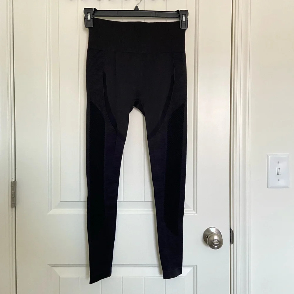 EUC | No Boundaries Junior girl’s black leggings —‎ medium